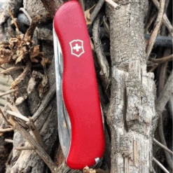 Victorinox Adventure Red Liner-Lock V0.8453 -Montanic Store 0.8453 5 600x600 5e67c86c a2e4 460f ad41 2136ef9b65fa