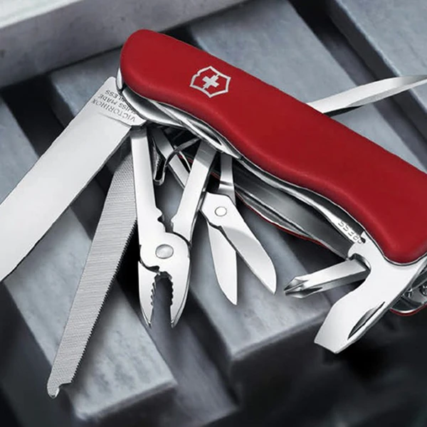 Victorinox Work Champ - Red 4 Victorinox Work Champ - Red - Image 4
