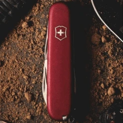 Victorinox Compact - Red 9 Victorinox Compact - Red -Montanic Store 1.3405 3 600x600 6a6c1461 44e1 4ad8 bbf3 755c08700490