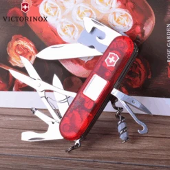 Victorinox Traveller Lite - Red Transparent -Montanic Store 1.7905.AVT 5 600x600 3bdd89c5 150a 42bb b994 cea2d912961d