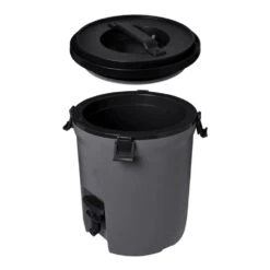 Stanley Adventure Water Jug 2 Gallon 20 Stanley Adventure Water Jug 2 Gallon -Montanic Store 10 01938 121 03