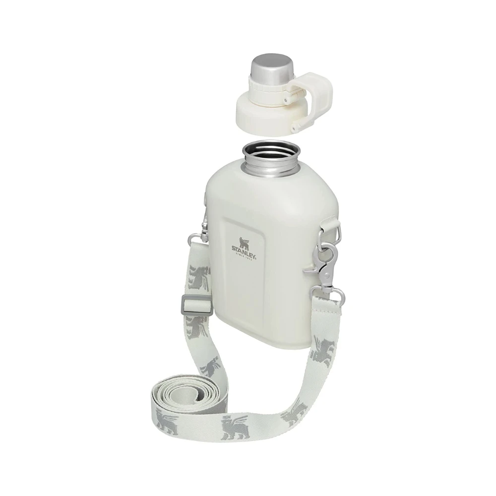 Stanley Classic Steel Canteen 1.1QT 17 Stanley Classic Steel Canteen 1.1QT - Image 17