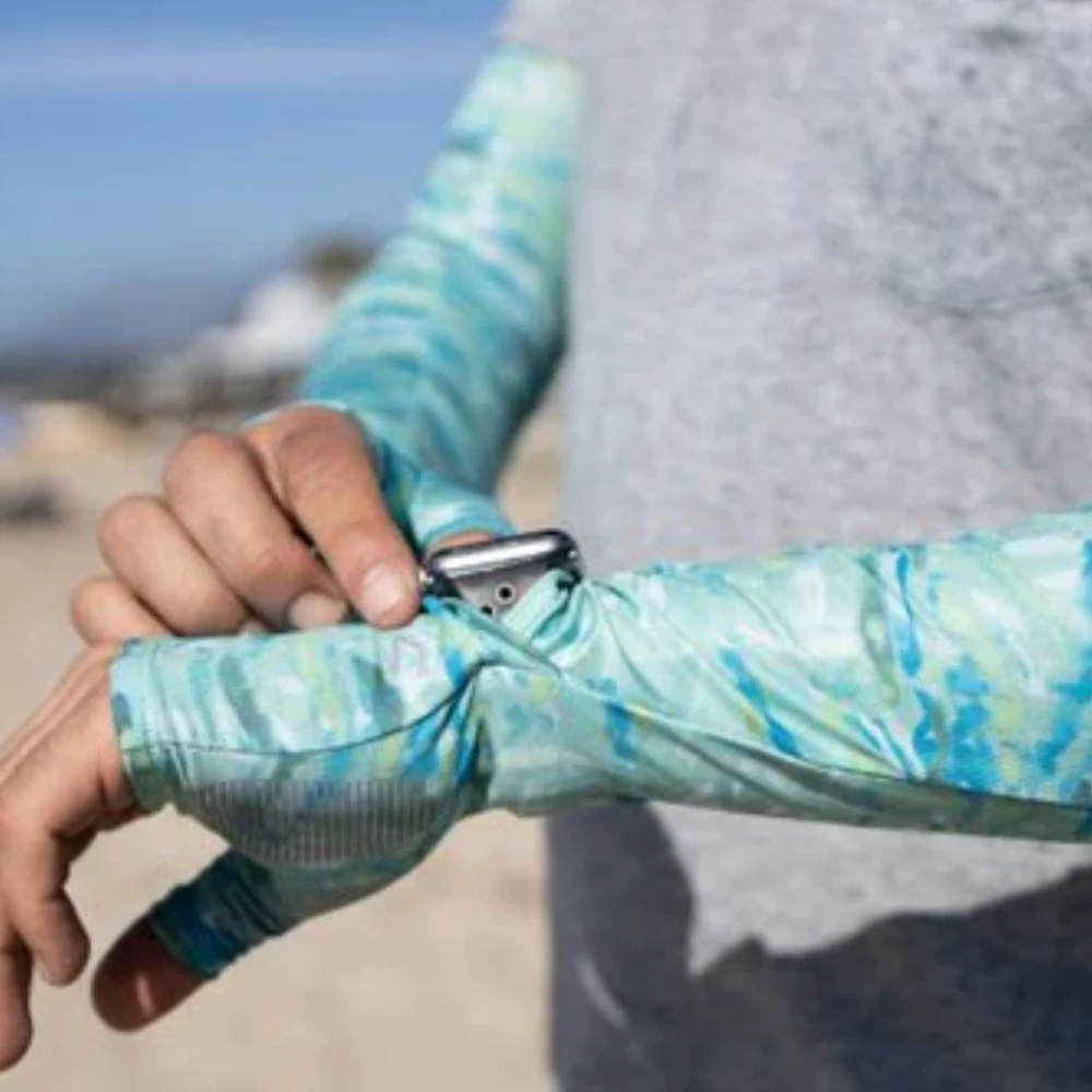 Sunday Afternoon UVShield Cool Sleeves With Hand Cover - Black 6 Sunday Afternoon UVShield Cool Sleeves With Hand Cover - Black - Image 6