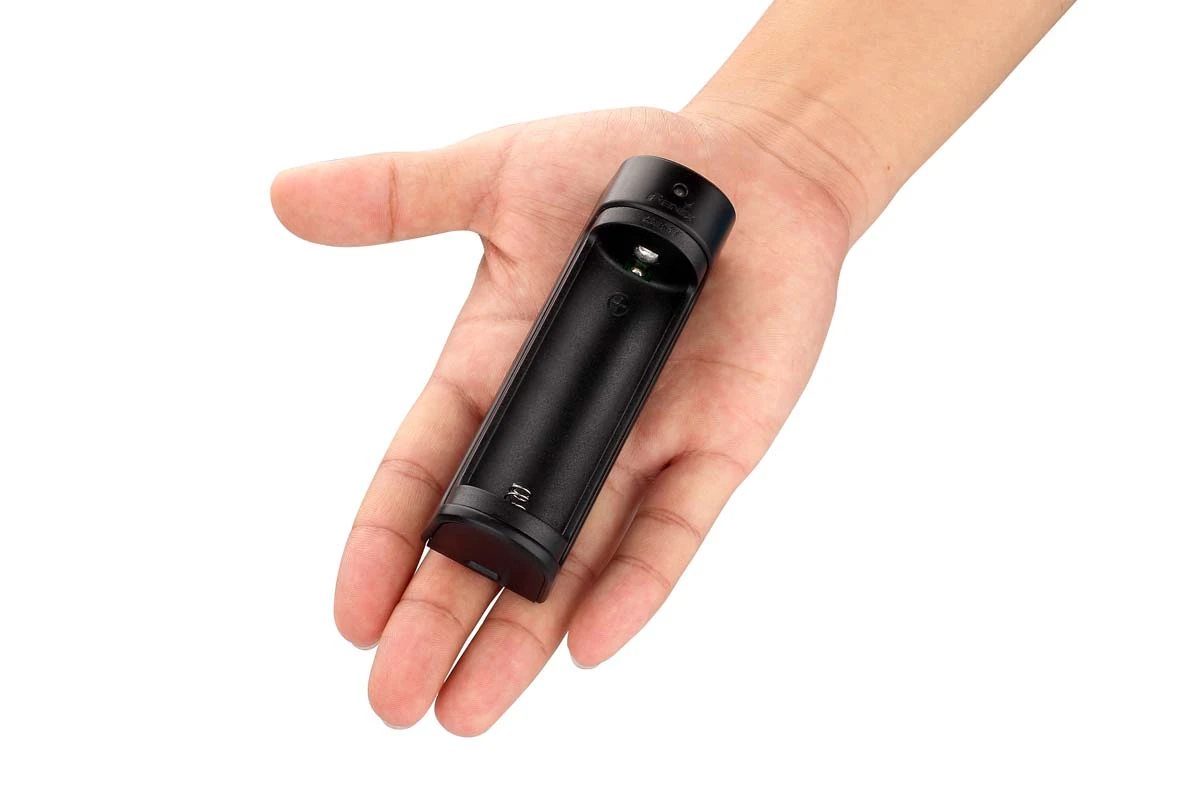 Fenix ARE-X1 USB 18650/26650 Battery Charger 3 Fenix ARE-X1 USB 18650/26650 Battery Charger - Image 3